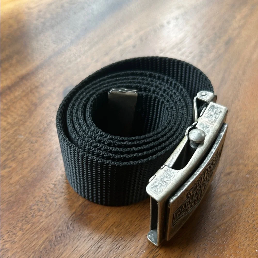 Harley-Davidson Black Web Belt with Distressed Silver Buckle ! Size 32